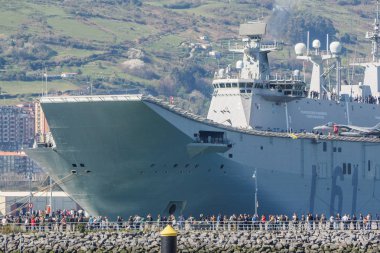 Bilbao, İspanya - Mart / 23/2019. Uçak gemisi Spa