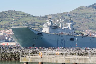 Bilbao, İspanya - Mart / 23/2019. Uçak gemisi Spa