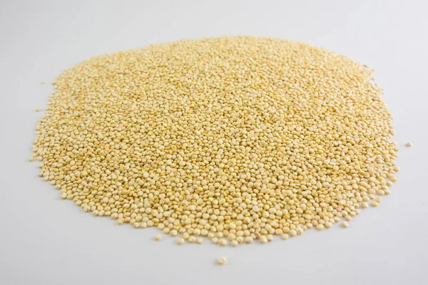Quinoa tohumları yakın fotoğrafı, Quinoa tohumları arka plan yaptı. Qu — Stok fotoğraf