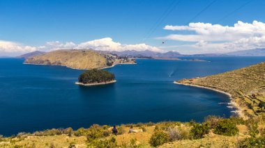 B Andes Dağları, Teraslı yatay Isla del Sol