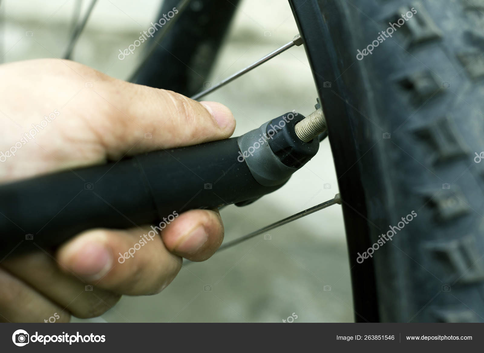 bike tire hand pump
