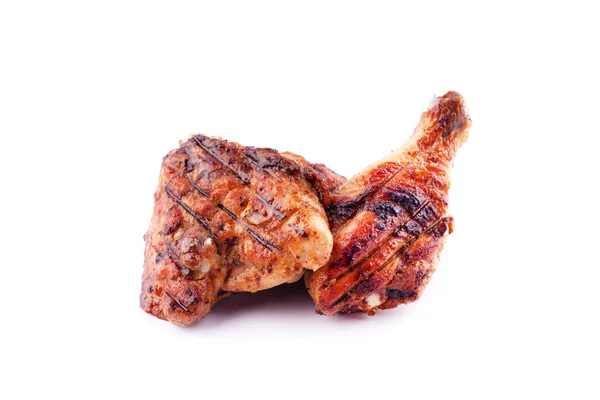 Tavuk bacaklarda kızartılmış.ızgara broiler uyluk izole — Stok fotoğraf