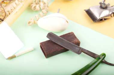 retro berber araçları, vintage manuel jilet