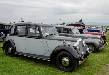 Anglesey, İngiltere: 20 Şubat 2018: 1930'larda klasik otomobil gösteri Anglesey Vintage ralli, bir seçim