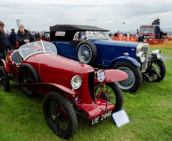 Anglesey Verenigd Koninkrijk Feb 2018 Een Paar Klassieke Auto Tentoongesteld — Stockfoto