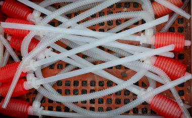 Plastik bir seçki pompaları elle çalıştırılan