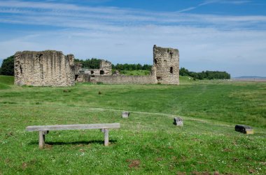 Flint Castle olan ilk Galli kalenin kalıntıları ben yüzüğünü demir parçası olarak Kral Edward tarafından inşa.