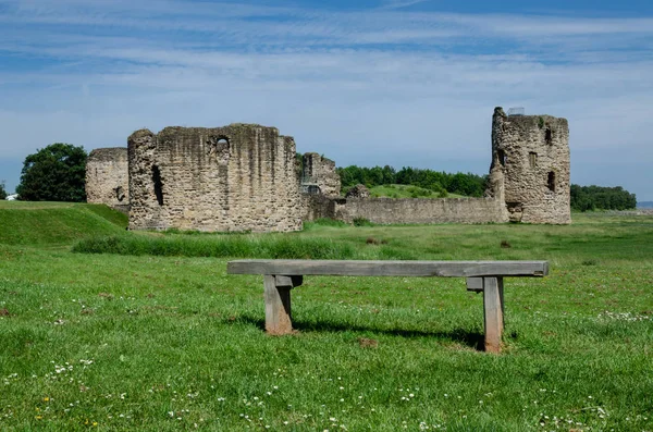 Flint Castle olan ilk Galli kalenin kalıntıları ben yüzüğünü demir parçası olarak Kral Edward tarafından inşa.
