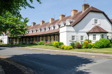 Port Sunlight, İngiltere: 6 Haziran 2018: bitişik kolu Bros sabun fabrikasının işçileri ev inşa bir model köy. Mimar styling özetin özeti İngilizce olarak tasarlanmış tek tek her evim.