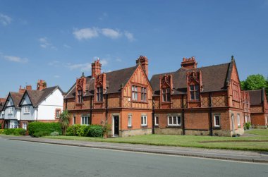 Port Sunlight, İngiltere: 6 Haziran 2018: bitişik kolu Bros sabun fabrikasının işçileri ev inşa bir model köy. Mimar styling özetin özeti İngilizce olarak tasarlanmış tek tek her evim.