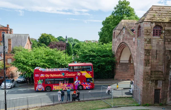 Chester Wielka Brytania Sie 2018 Autobus Turystyczny Dwupokładowe Dyski Newgate — Zdjęcie stockowe
