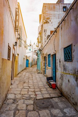 Medine Sousse, Tunus için sokakta.