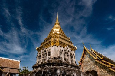 WAT Chiang adama gündoğumu
