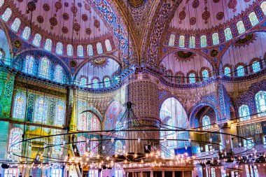 İstanbul 'daki Mavi Cami' nin içi. Türkiye