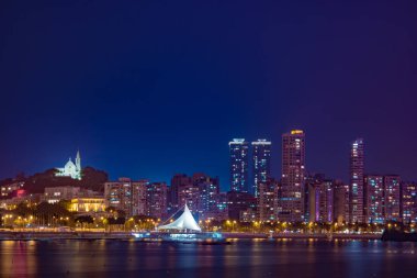 macau ve penha hill bir gece görünümü
