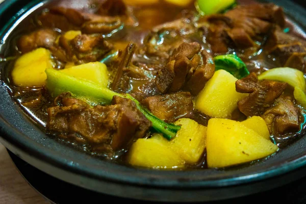 Delicious food iron plate beef — Stock Photo, Image