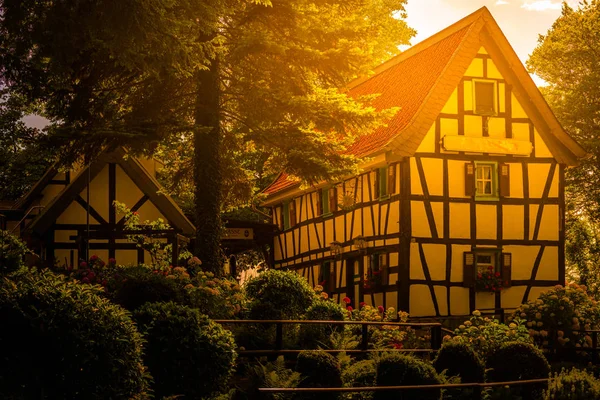 Traditional german house in Konigswinter, near Bonn, Germany. — Stock Photo, Image