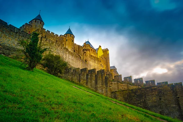 Night view over illuminated fortification of Carcassonne, France — Stock Photo, Image