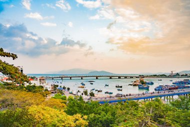 Vietnam. Nha Trang. Nehrin Kai görünümünü ve şehir