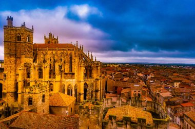 Narbonne, Fransa'nın güneyindeki şehir Katedrali.