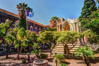 Catania'daki Benedictine Manastırı San Nicolo l'Arena manastır,