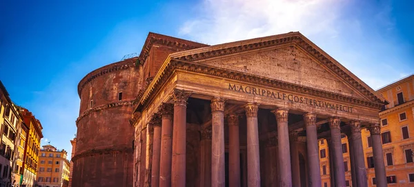Pantheon a Roma. Uno dei principali punti di riferimento in Europa . — Foto Stock