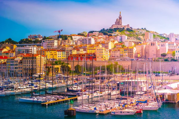 Letecký panoramatický pohled na starý přístav v Marseille. Marseille, Provence, Francie. Dovolená ve Francii. — Stock fotografie