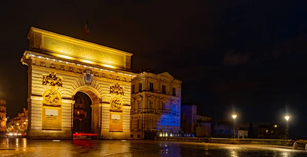 Porte du Peyrou - łuk triumfalny w Montpellier. Montpellier, Occitanie, Francja — Zdjęcie stockowe