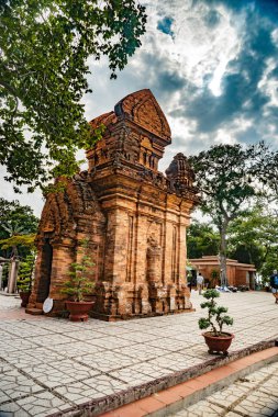 po nagar nha trang Vietnam yakınındaki kuleleri