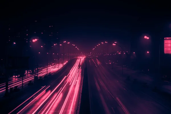 Современное городское движение ночью, Китай, Пекин — стоковое фото