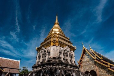 WAT Chiang adama gündoğumu