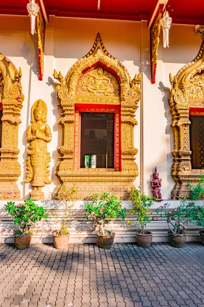 Buddhistiska templet Chiang Mai, Thailand — Stockfoto