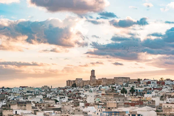 Pohled z mediny a hrad kasbah v Sousse — Stock fotografie