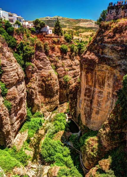 Ronda, spanien, eine landschaft mit der tajo-schlucht — Stockfoto