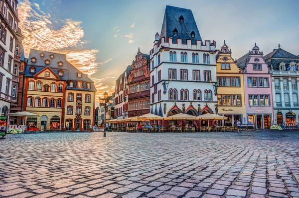 Fachadas de casas históricas Mercado principal Trier — Foto de Stock