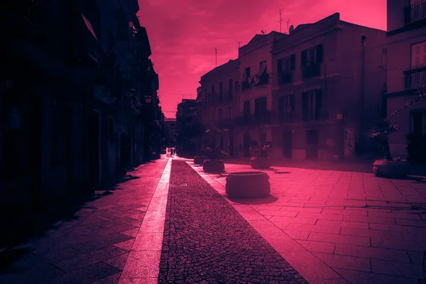 Rue avec maisons colorées à Cagliari — Photo