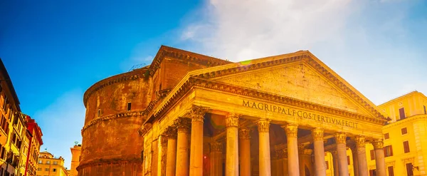 Pantheon in Rome. Een van de belangrijkste bezienswaardigheden in Europa. — Stockfoto
