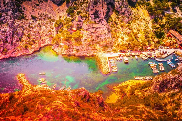 Calanque v národním parku les Calanques ve Francii — Stock fotografie