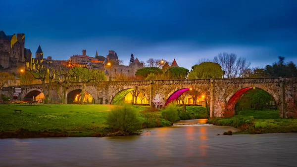 Night view over illuminated fortification of Carcassonne, France — Stock Photo, Image