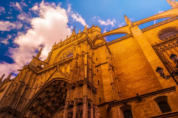 Портал собору Севільї, Андалусия, Іспанія — стокове фото