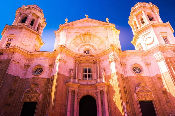 Catedral de Santa Cruz på Cadiz, Andalusien, Spanien — Stockfoto