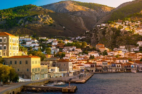 Vista panorâmica sobre a ilha grega Idra, Hydra no dia de verão — Fotografia de Stock