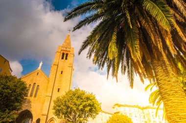Güzel şehir Bastia Corsica'deki / daki Panoraması.
