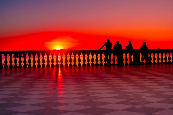 Abstracte patronen in enkelvoud terras Mascagni in Livorno, Italië. — Stockfoto