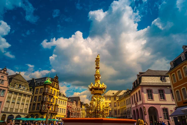 Mercado principal Trier Renania Palatinado Alemania . — Foto de Stock