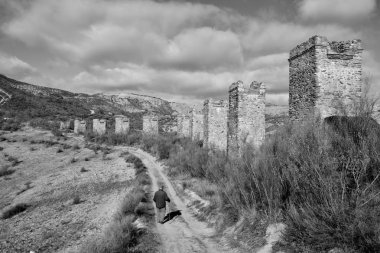 Fransızca Dudar, Granada, İspanya su kemeri ile gezinme