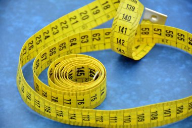 Farklı şekiller unrolled metrik teyp