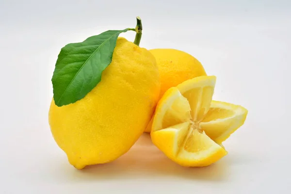 Lemons Split Original Cut Tooth Shape — Stock Photo, Image