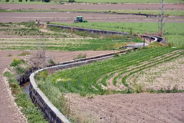 Canal Irrigation Sinueux Dans Plaine Fertile Grenade — Photo