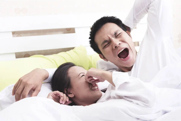 Couple Morning Bad Breath Bed — Stock Photo, Image